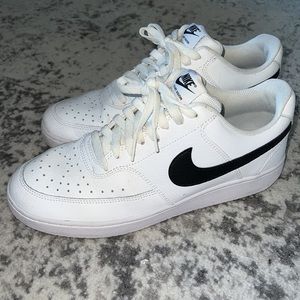 Nike Court Vision Low